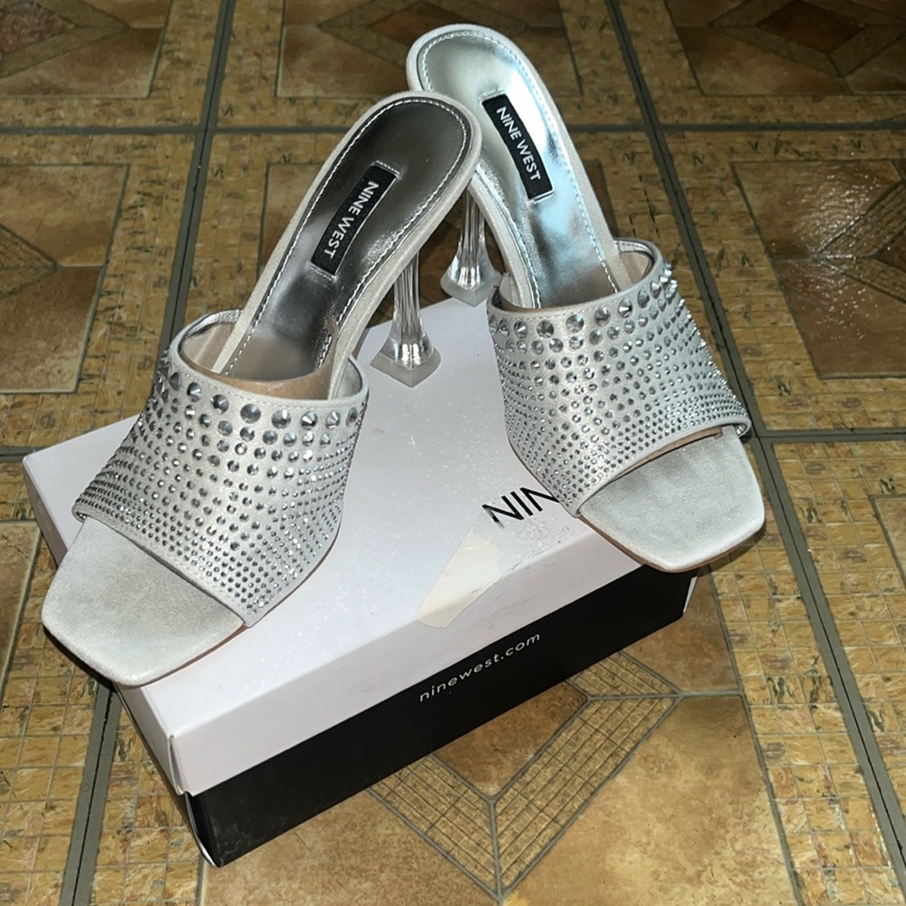 Nine west 040